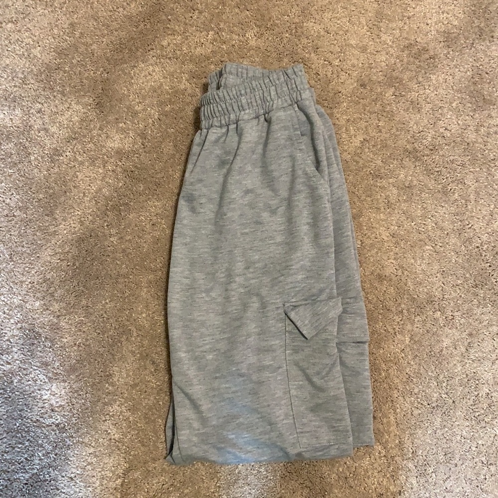 Elastic waist cargo joggers